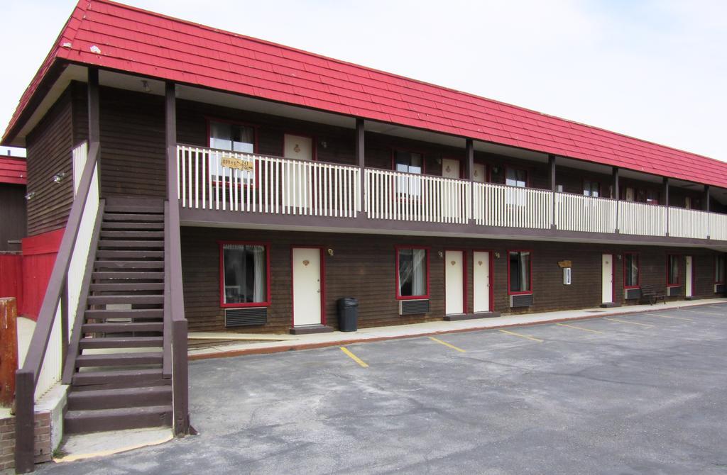Travelers Lodge Уест Йелоустоун Екстериор снимка